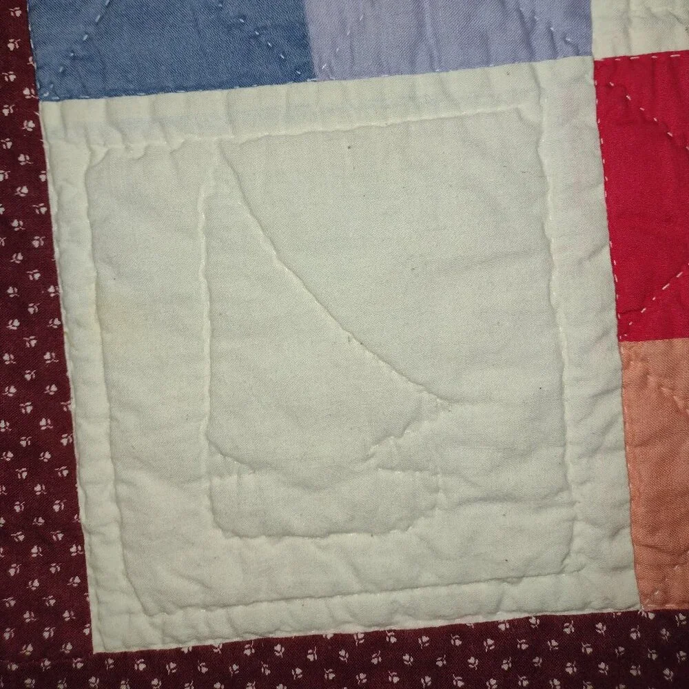 New hand made hand made beautiful lap quilt, wall hanging or baby quilt